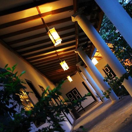 The Courtyard Villa Sigiriya Exterior foto