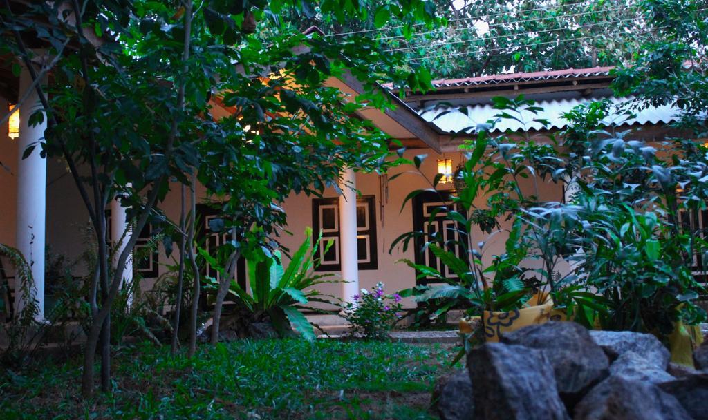 The Courtyard Villa Sigiriya Exterior foto